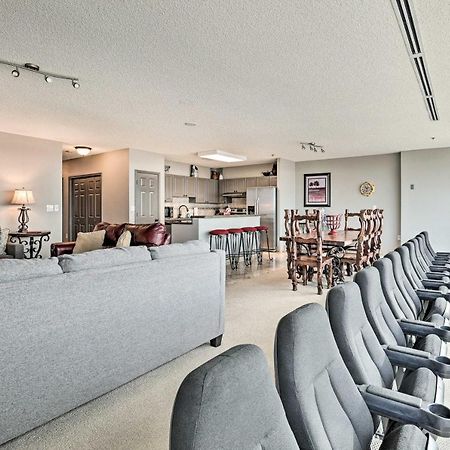 Fort Worth Condo With Racetrack Views And Pool Access Bagian luar foto